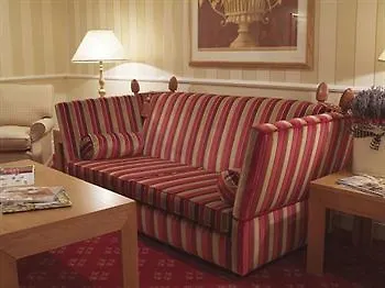 Riviera Town House سكرابورو