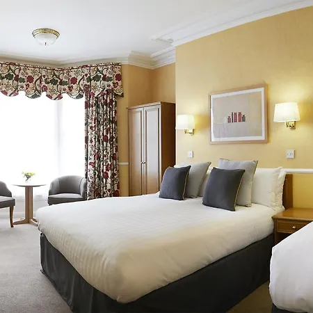 Riviera Town House 4* Scarborough