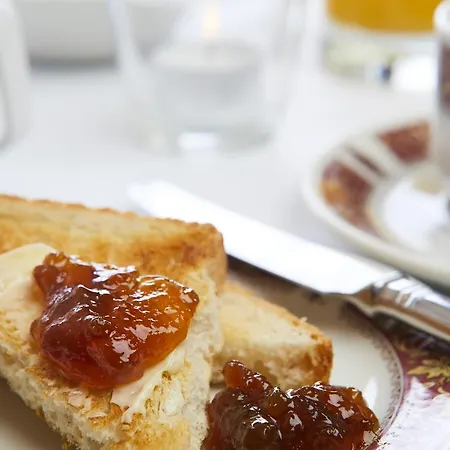 بيت ضيافة Riviera Town House سكرابورو