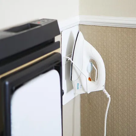 Riviera Town House 4* سكرابورو