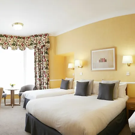 Riviera Town House Konukevi 4*