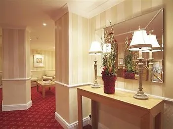 Riviera Town House Gasthof 4*