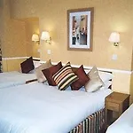 Riviera Town House