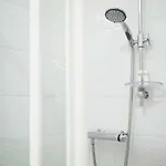 Riviera Town House בית הארחה סקארבורו