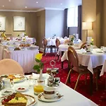 Riviera Town House 4* סקארבורו